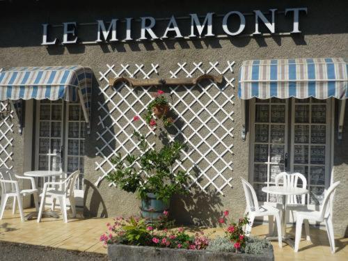 Le Miramont Bed & Breakfast Orincles Exterior foto