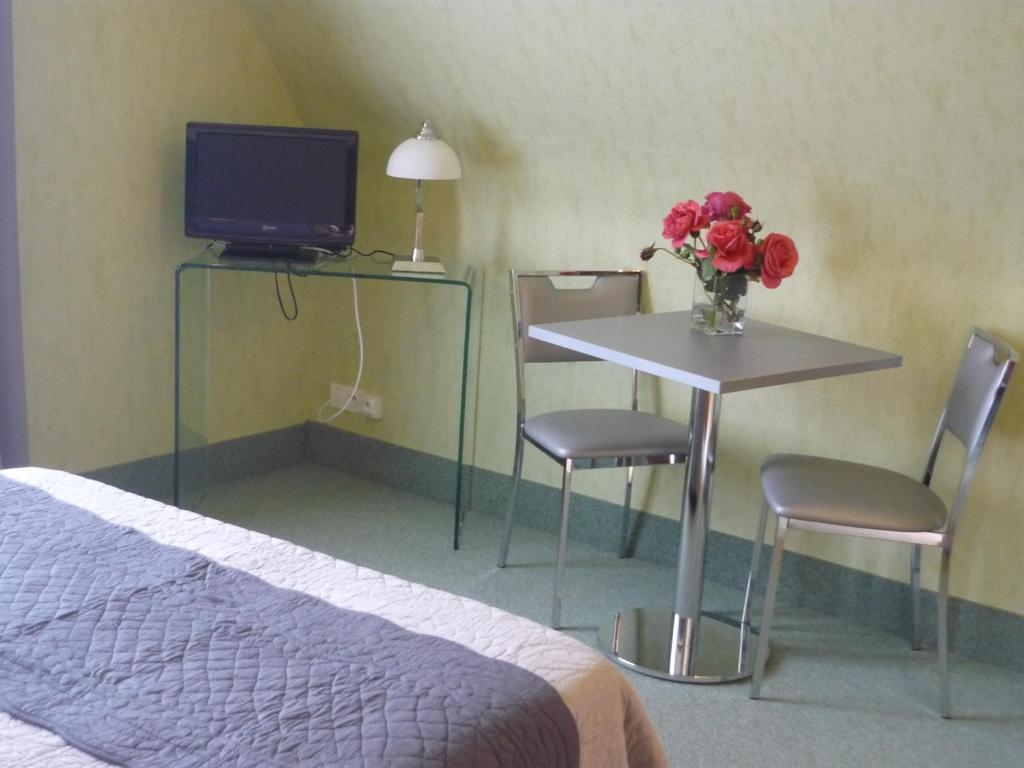 Le Miramont Bed & Breakfast Orincles Cameră foto